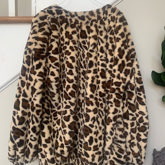 Leopard coat medium - Picture 3 of 6